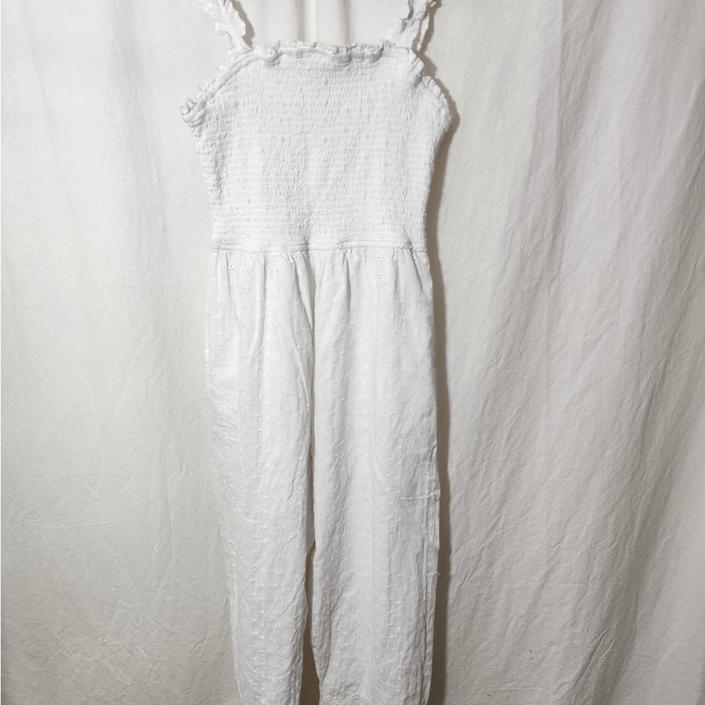 (NWT)White Sleeveless Jumpsuit - Picture 3 of 9